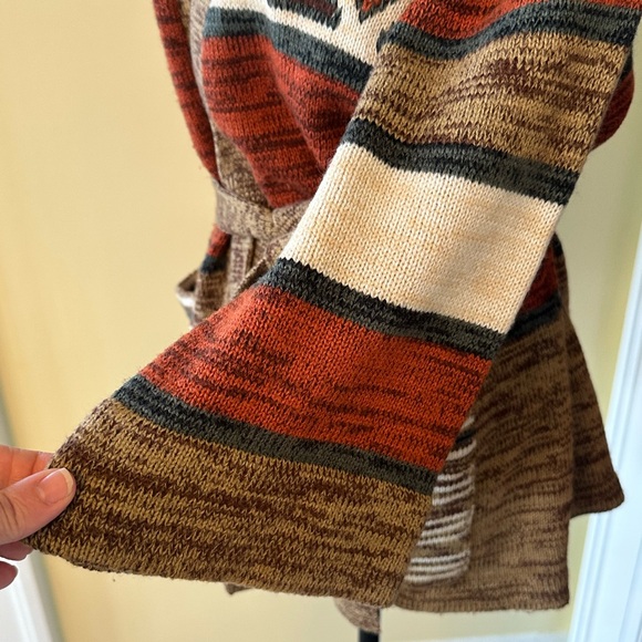 Vintage 1970s Space Dye Western Wrap Style Bell Sleeve Cardigan - Picture 4 of 8